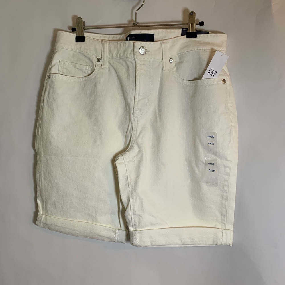 GAP Women’s White Denim Shorts